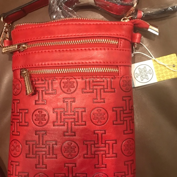Brand New Red crossbody purse w/adjustable strap - Picture 2 of 5